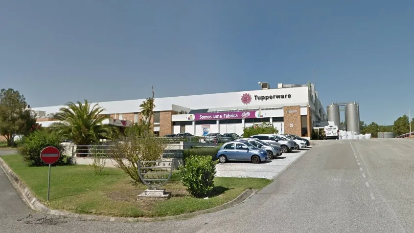 fabrica tupperware 1