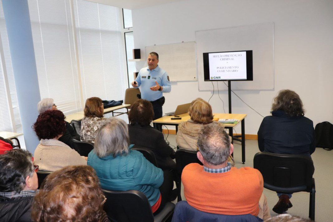 «Burlas» – GNR dá conselhos em Ferreira do Zêzere