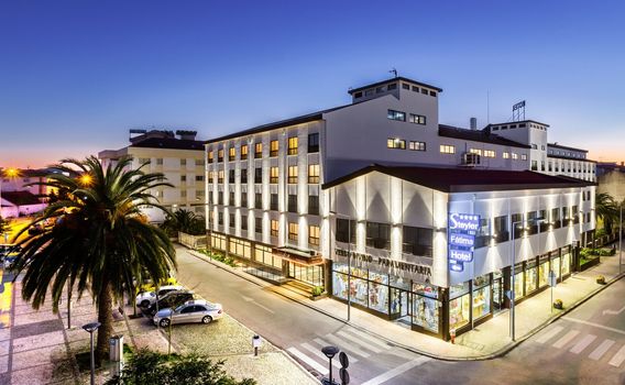 hotelsdotcom 581590 820488f0 w 918427