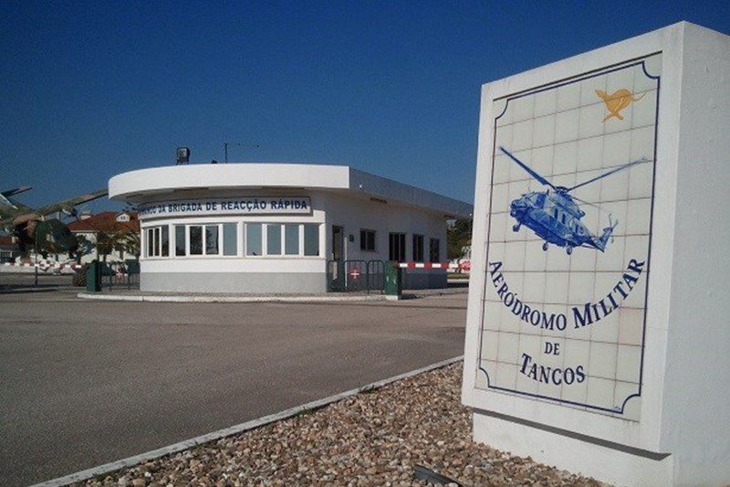 Poderá a ex-Base Aérea de Tancos, com uma pista de 2440 metros, servir os interesses regionais e nacionais?