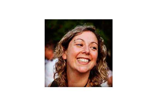 Liga dos Amigos dos Bombeiros de Freixianda volta a vender calendários este natal