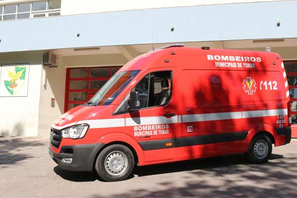 Cantora desmaia durante atuação no Tebernáculo do Rio em Tomar