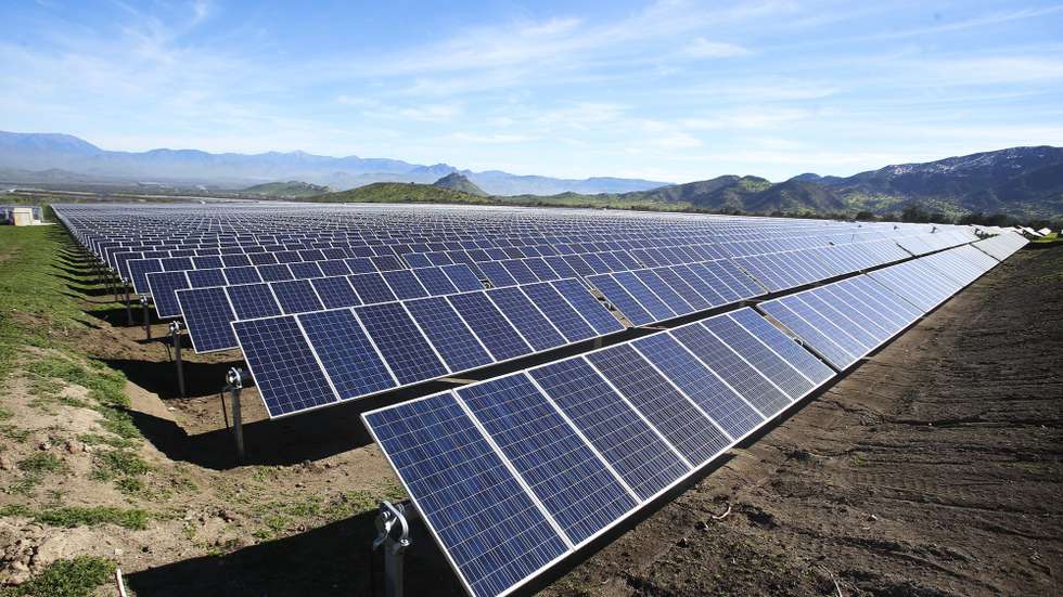 Central fotovoltaica com 35 mil painéis solares está conluída em Arreciadas - Abrantes