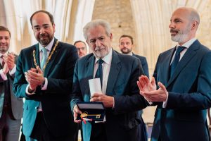 Santarém homenageia Salgueiro Maia e Joaquim Veríssimo Serrão com Chaves de Ouro da Cidade