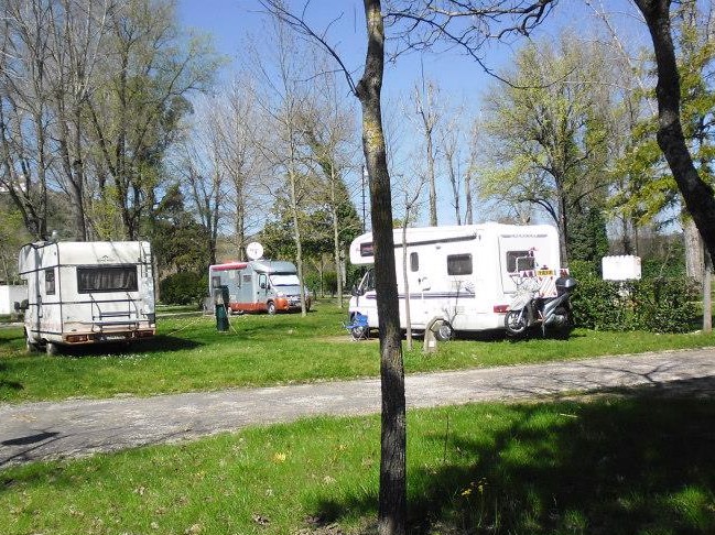 PS acusa a atual Câmara de Tomar de acabar com o caravanismo, no antigo parque de campismo