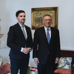 Saiba com quem se deixou fotografar António José Seguro, em Tomar