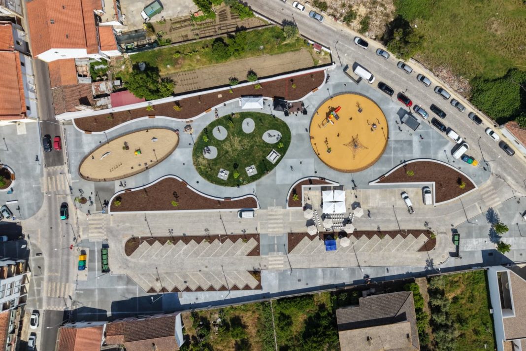 Abrantes inaugurou Praça da Liberdade, no Rossio ao Sul do Tejo
