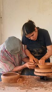 Dia do Ceramista reforça projeto de Escola de Cerâmica na Charneca da Peralva