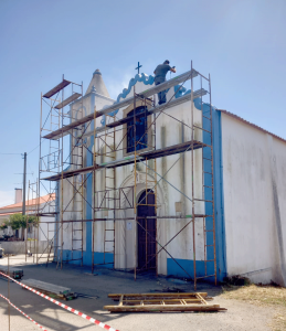 Igreja da Linhaceira assinala 100 anos do início da construção com obras de limpeza