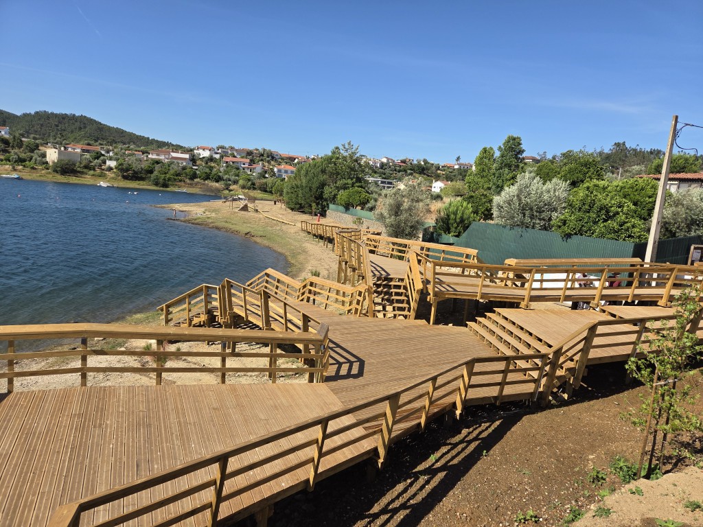 Ferreira do Zêzere divulga as primeiras imagens da Praia Fluvial da Bairrada/Vairradinha que vai ser inaugurada amanhã Ferreira do Zêzere divulga as primeiras imagens da Praia Fluvial da Bairrada/Vairradinha que vai ser inaugurada amanhã