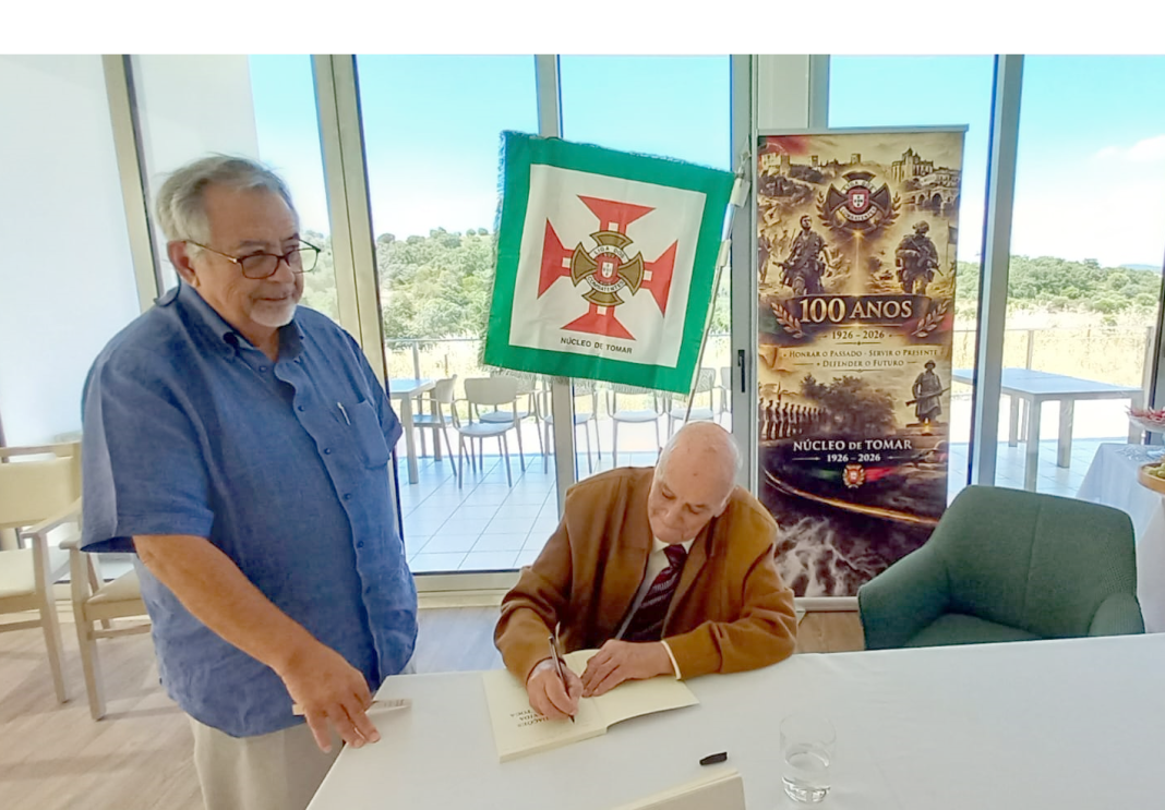 Há momentos que são verdadeiras lições de cidadania e de respeito pelas diferenças políticas