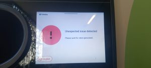 Clientes perdem a paciência com sucessivos bloqueios da máquina Volta no Continente de Tomar