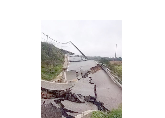 Santarém concentra um dos maiores investimentos do país para reparar estradas destruídas pelos temporais Santarém concentra um dos maiores investimentos do país para reparar estradas destruídas pelos temporais
