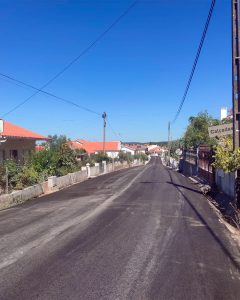 Calçadas: Acabaram as obras na Rua da Felicidade, moradores estão finalmente felizes