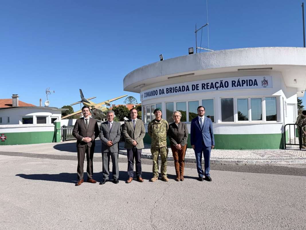 PSD defende aproveitamento civil e militar de Tancos para atrair investimento e emprego