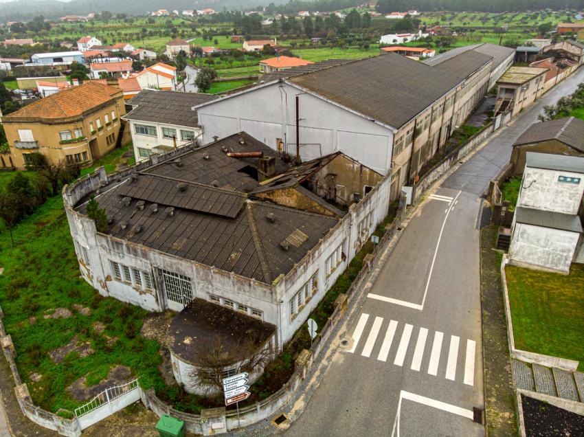 Mação aprova compra da antiga Fábrica Mirrado por 1,13 milhões para espaço multiusos Mação aprova compra da antiga Fábrica Mirrado por 1,13 milhões para espaço multiusos